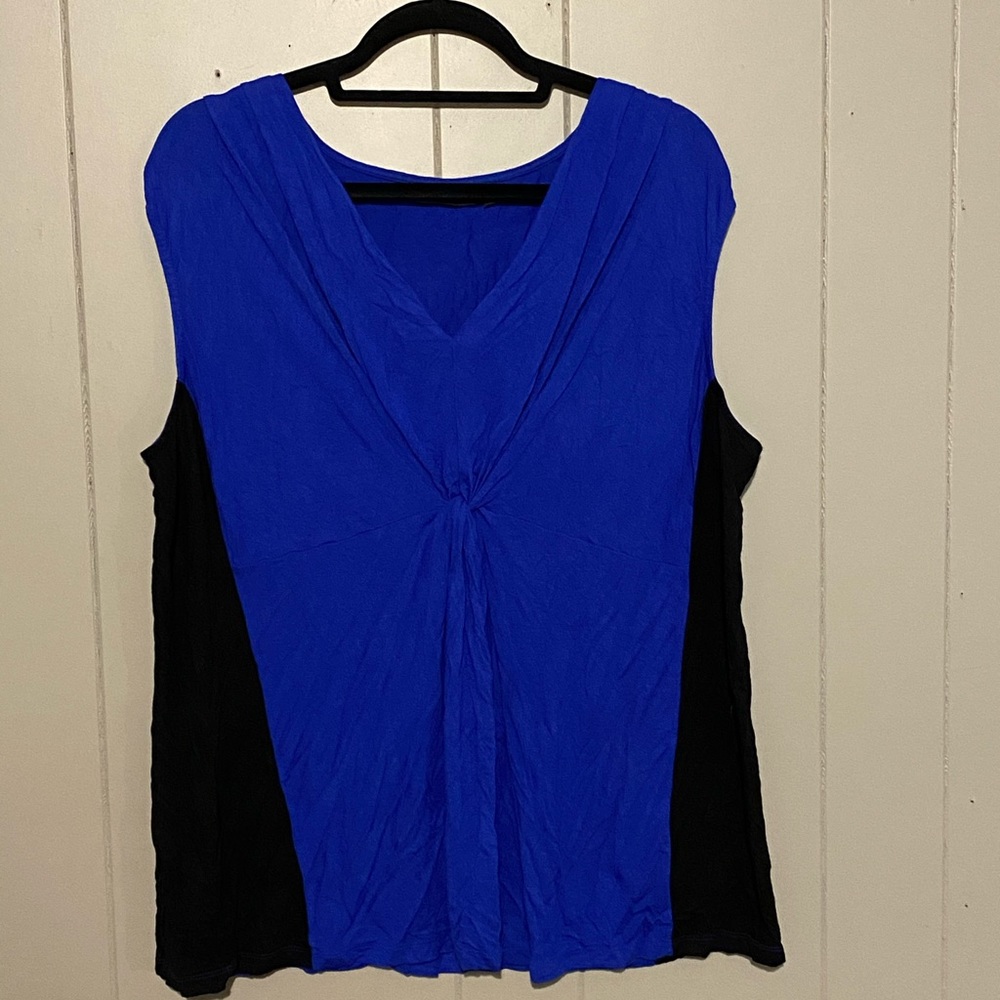 NWOT Apt 9 Blue and Black Dressy Tank Top